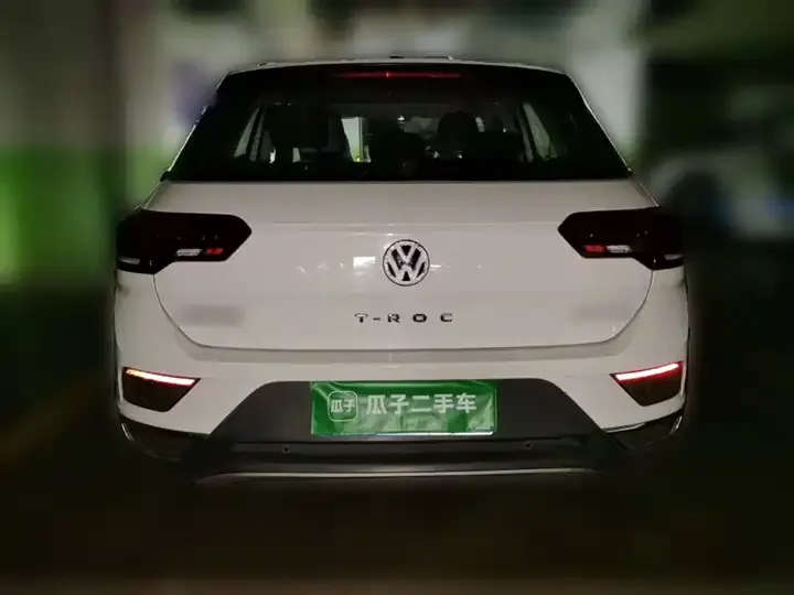 T-ROC 2020 280TSI DSG Front-Wheel-Drive Comfort Model 4