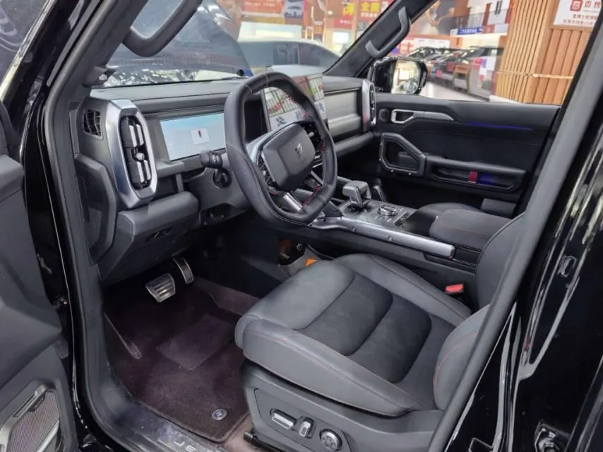 Jetour 2023 Traveler 2.0T 4WD Crossing PRO Automatic Gear 3