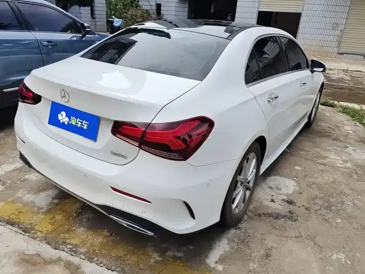 Mercedes Benz Class A 2022 A 200 L Sports Car Dynamic 3