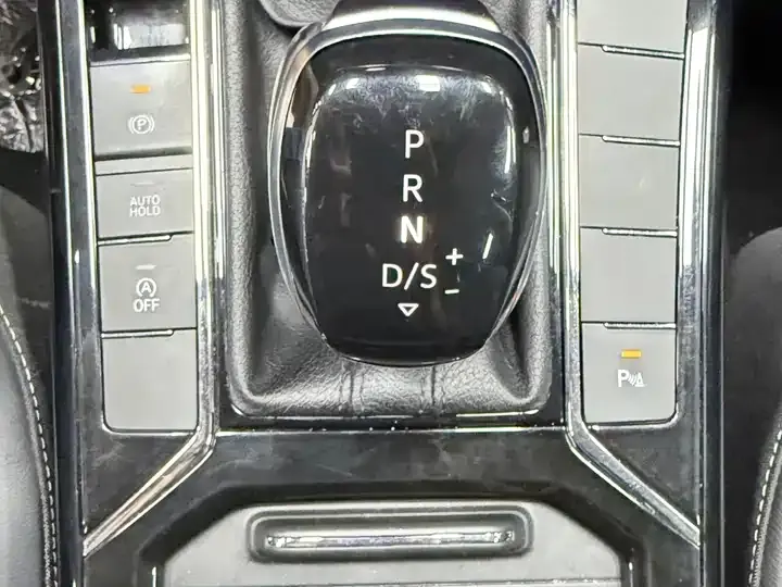 Passat 2022 280TSI Elite Edition 10