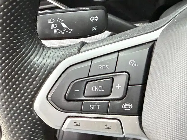 Passat 2022 280TSI Elite Edition 11