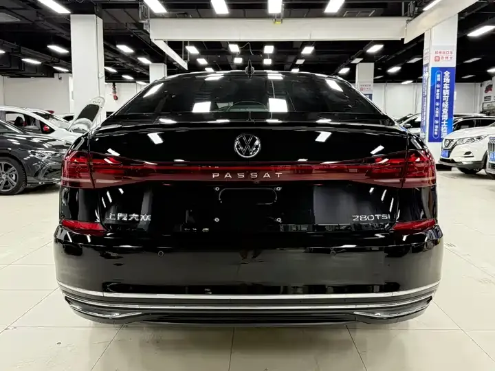 Passat 2022 280TSI Elite Edition 6