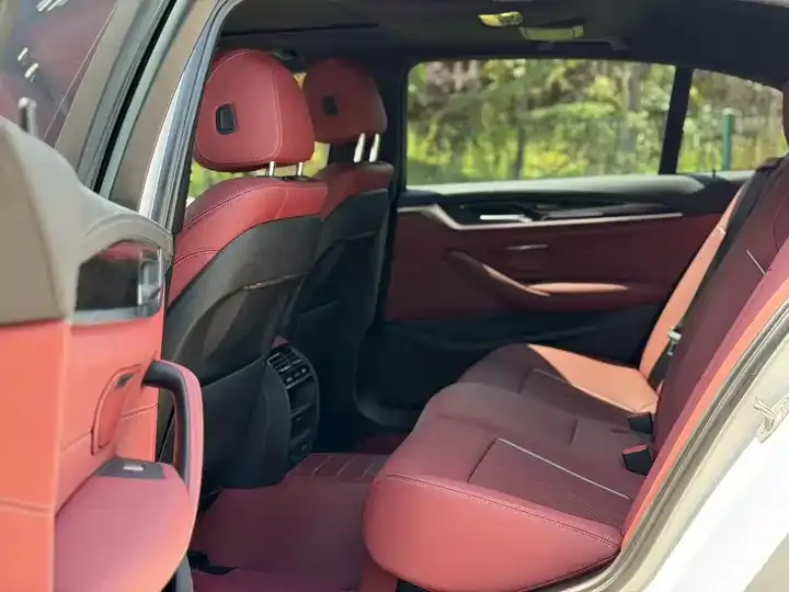 BMW 5 Series 2022 Modified 525Li M Sports Suit 6