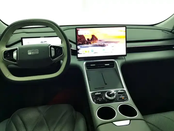 Galaxy L6 2025 EM-i 140km Starship Edition 12