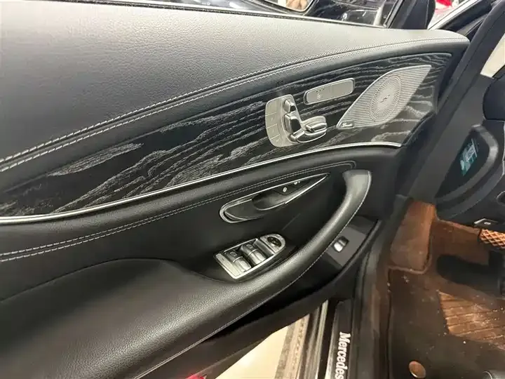 Mercedes Benz CLS 2021 CLS 300 Dynamic 10