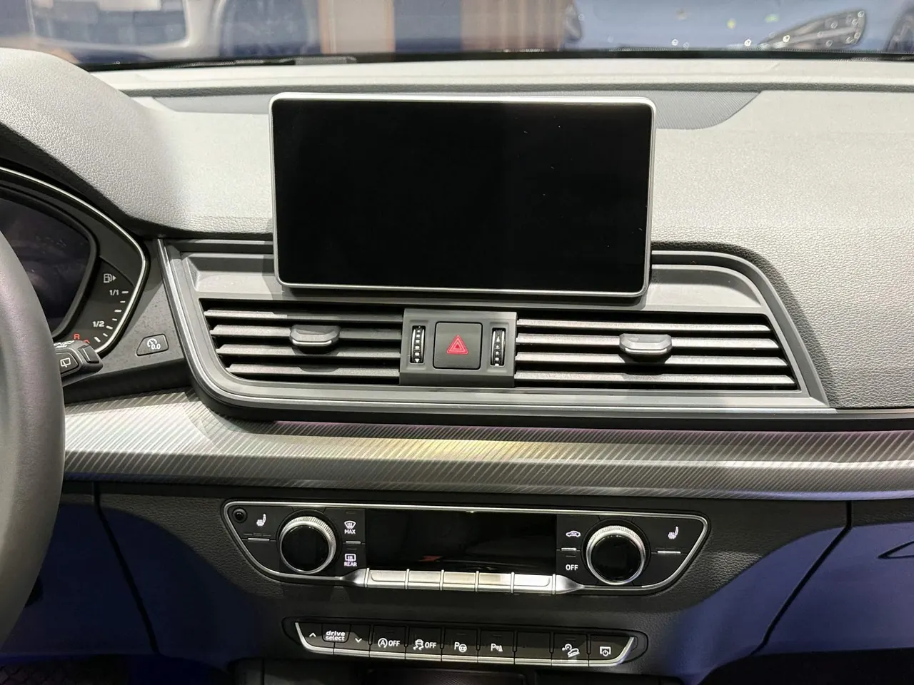 Audi 2020 Q5L 2.0TFSI 45TFSI exclusive fashion automatic 7