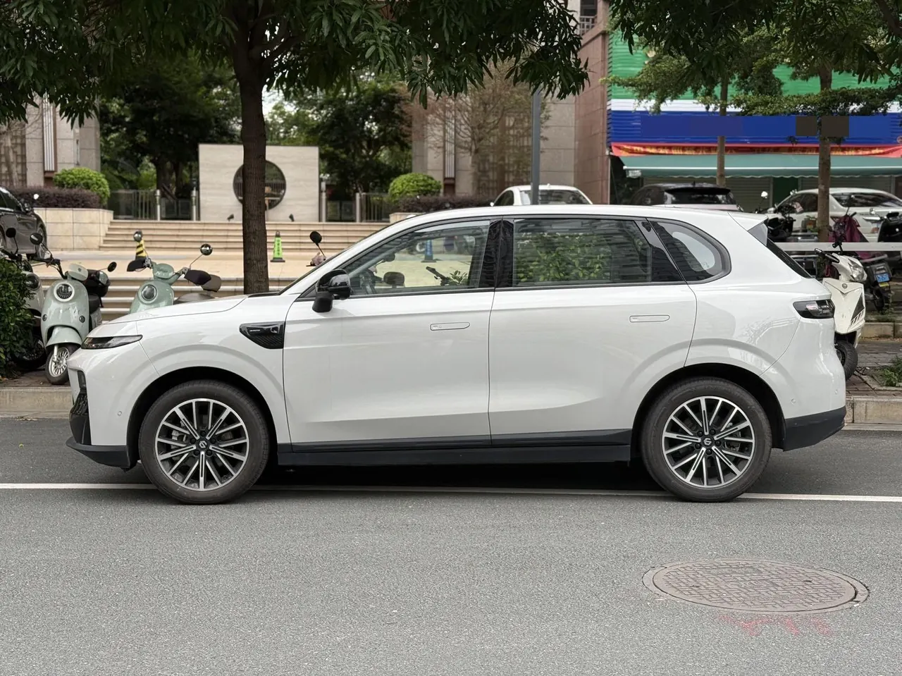 Leapmotor 2025 B 10 510 Enjoy Smart Driving Edition Automatic Gear 3