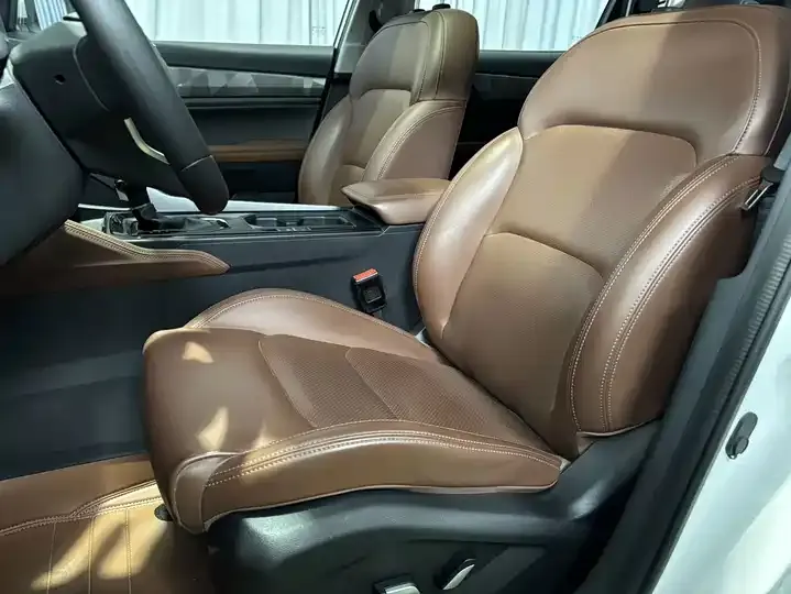 Vision X6 2021 PRO 1.4T Auto Honor Model 8