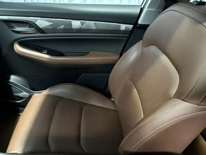 Vision X6 2021 PRO 1.4T Auto Honor Model 9