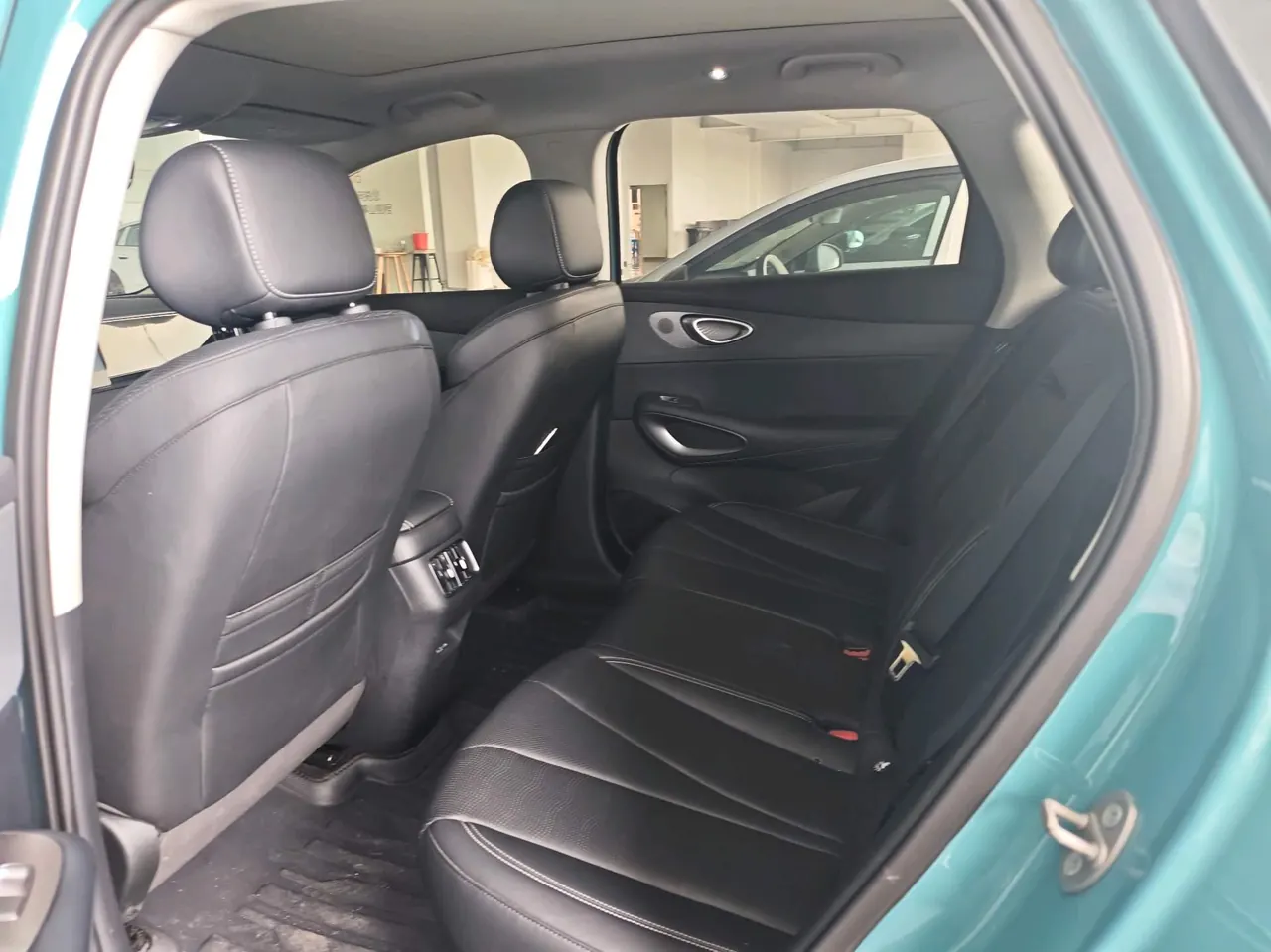 BYD 2025 Sea Lion 05 EV 520KM Zhihang Edition Automatic Gear 6
