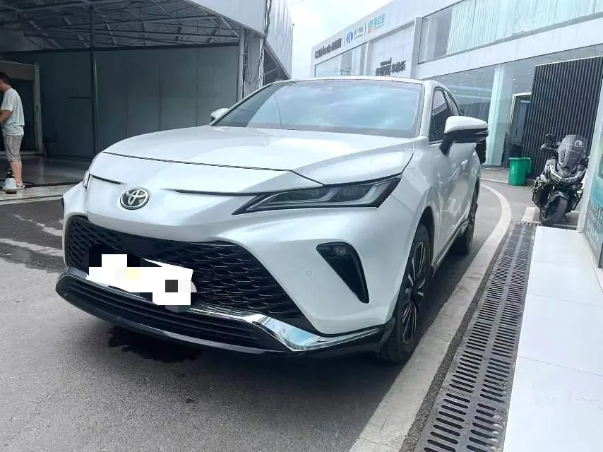 Toyota 2023 Weisa 2.0 Stepless Two-Drive Premium Edition Automatic Gear - View 1