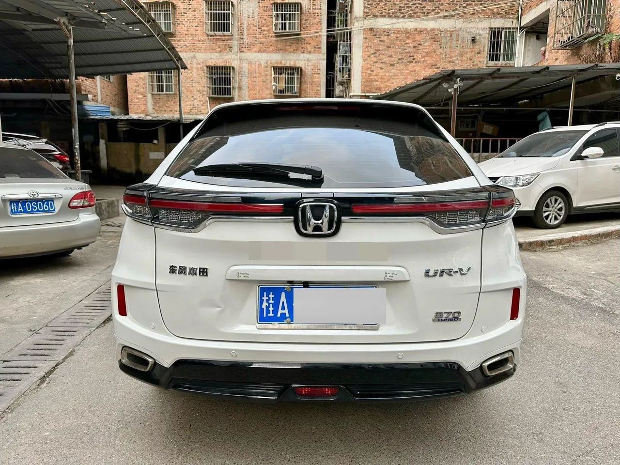 Honda 2020 UR-V 2.0T 370TURBO two-drive elegant version of automatic gear 9