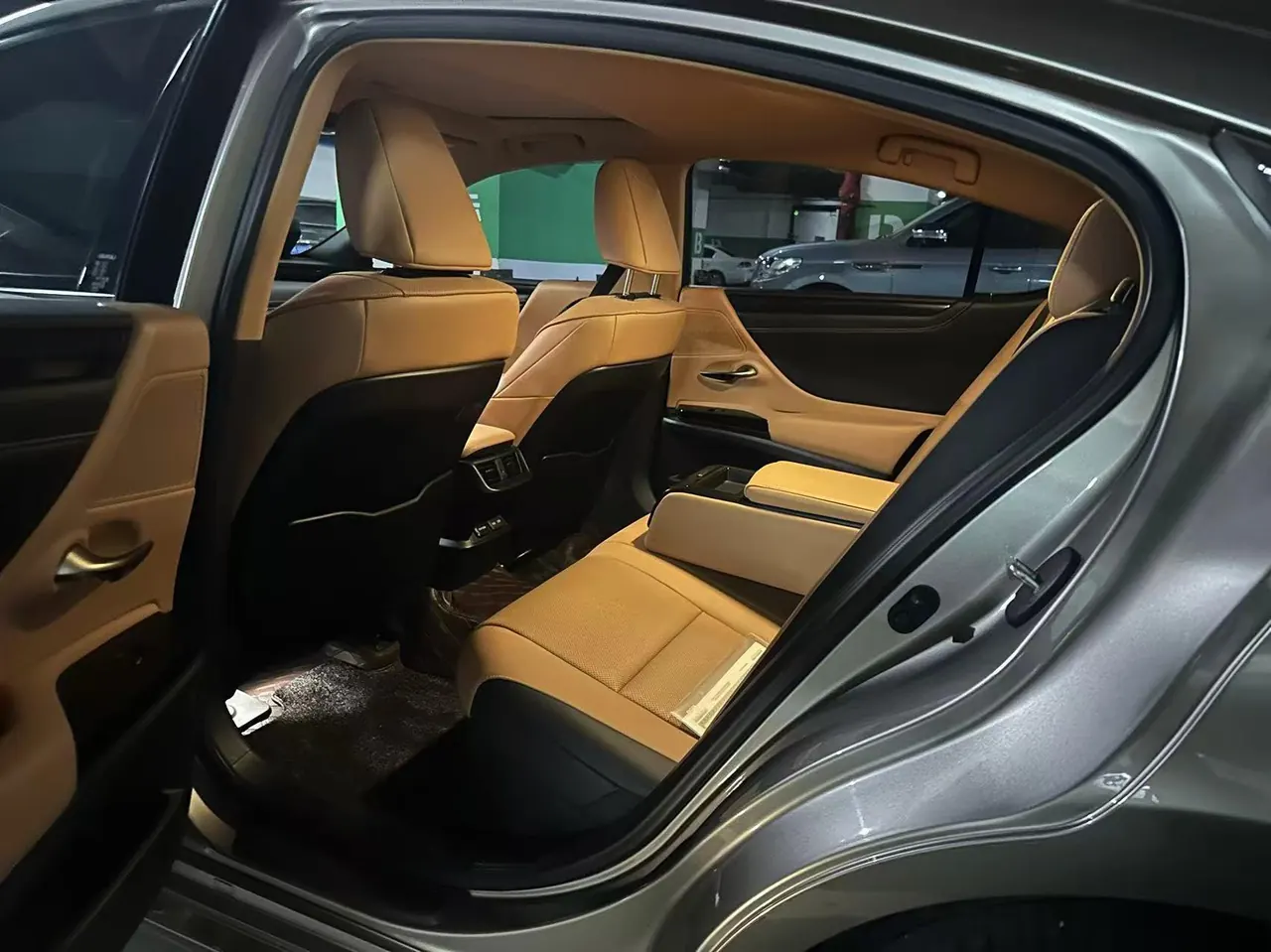 Lexus ES (Imported) 2021 ES300h 2.5 Stepless Excellence Edition Automatic Gear 7