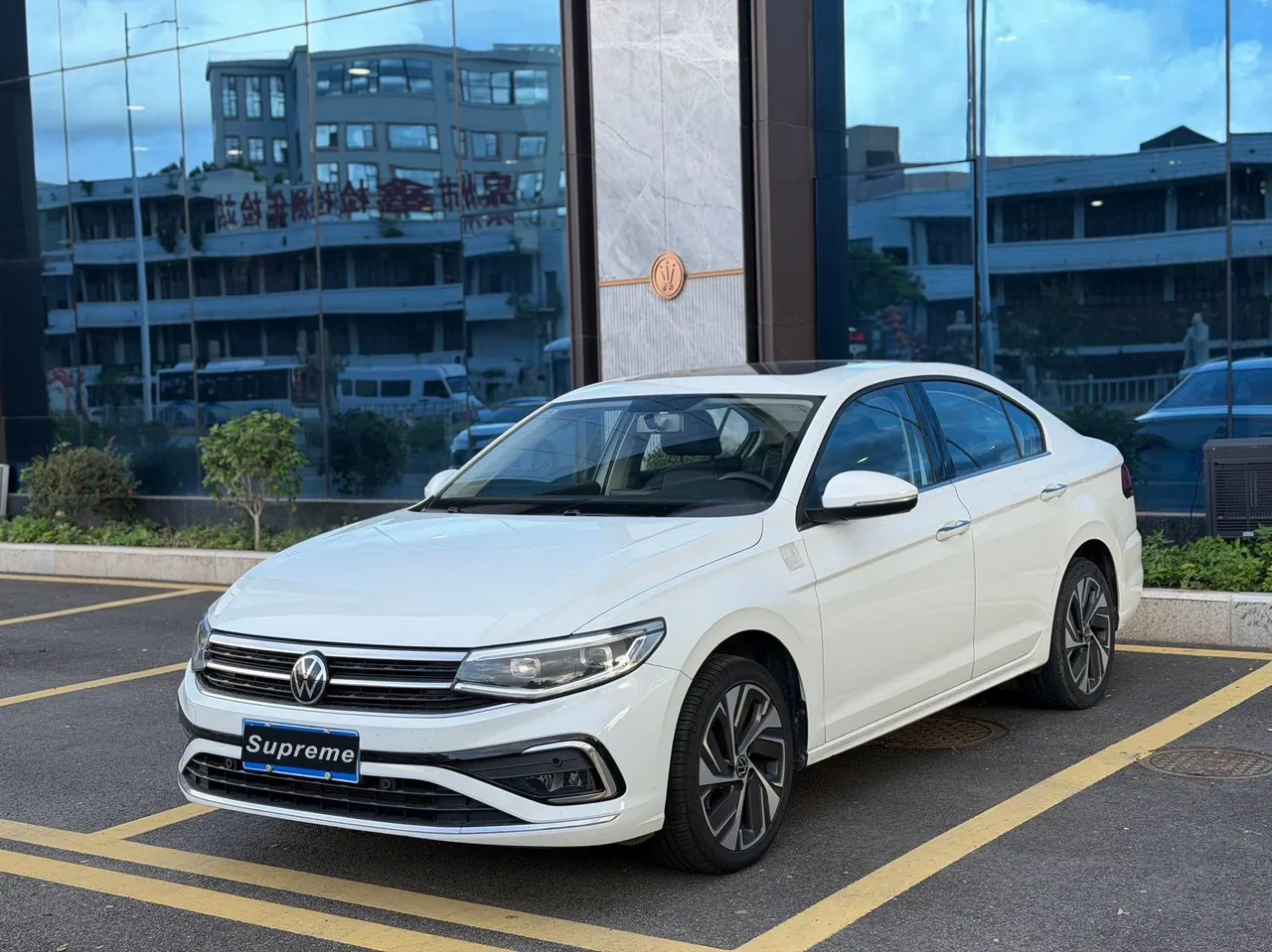 Volkswagen 2023 Bora 1.2TSI 200TSI Yuexing PRO Edition Automatic Gear - View 1