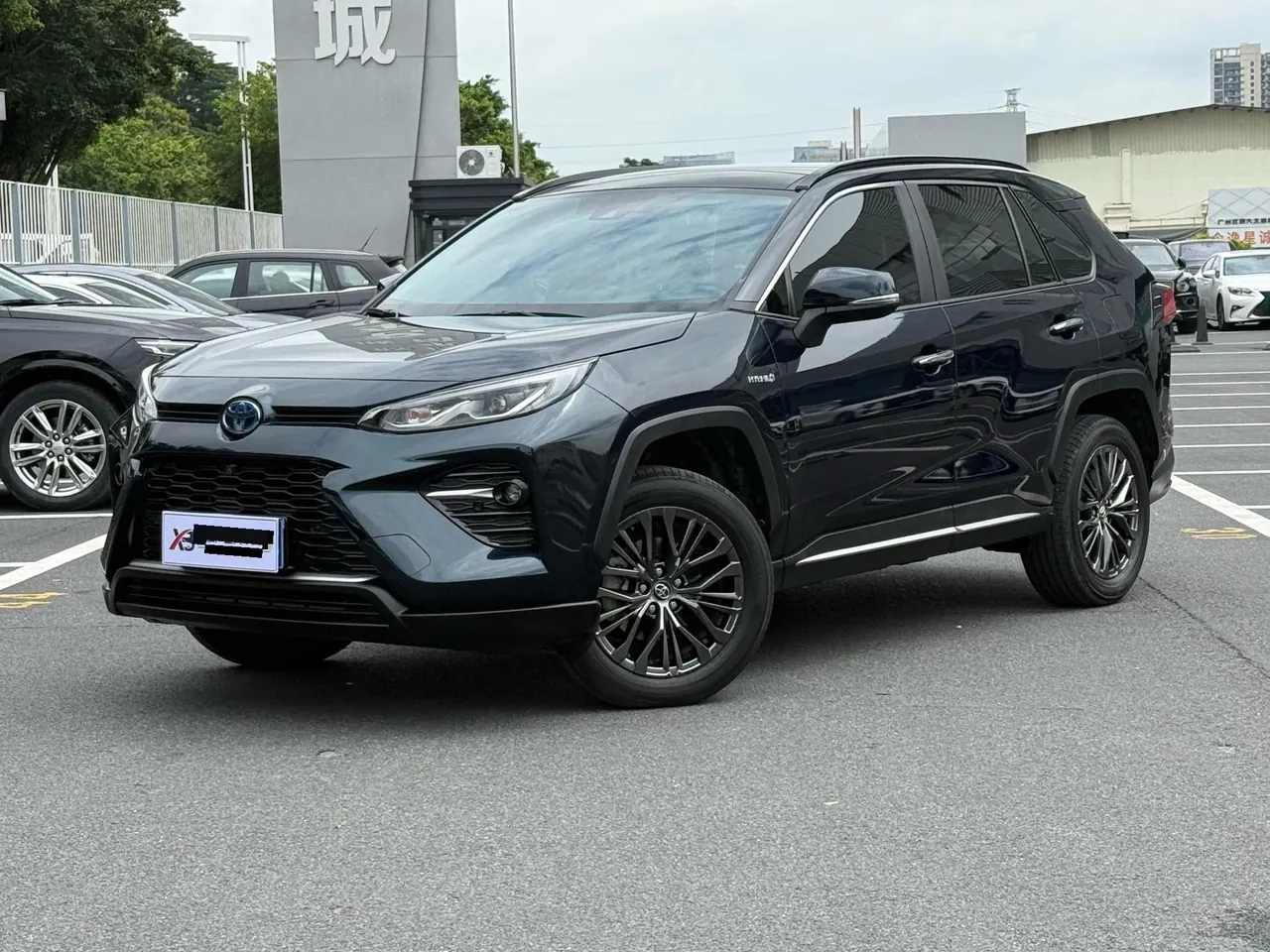 Toyota 2023 Weilanda Dual Engine 2.5 Stepless Four-wheel Drive Premium Edition Automatic Gear - View 1