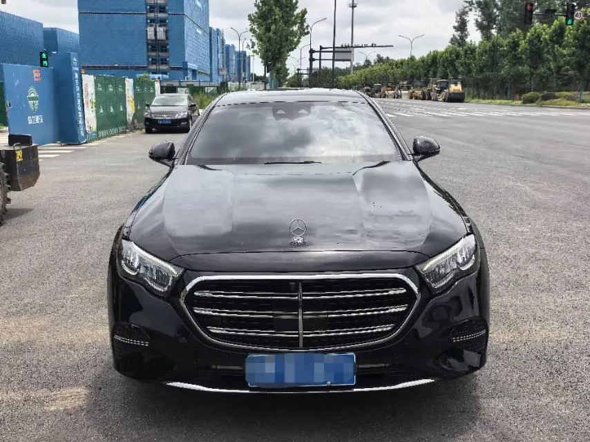 Mercedes Benz E-Class 2025 model E 300 L 48V 2.0T Luxury Edition Automatic 2