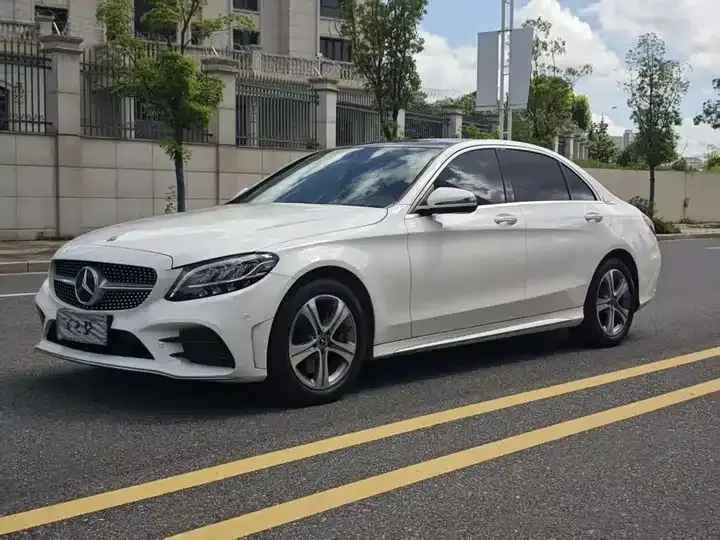 Mercedes Benz Class C 2021 C 260 L Sports Edition 2
