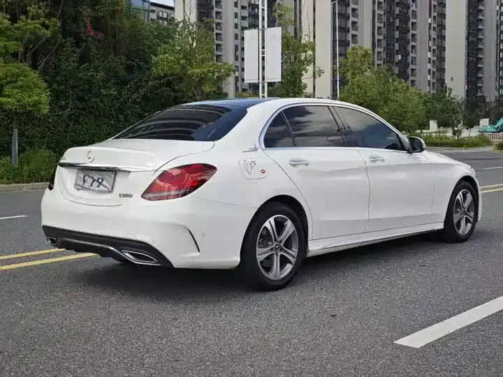 Mercedes Benz Class C 2021 C 260 L Sports Edition 4
