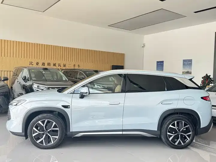 Song L DM-i 2025 Smart Driving Edition 160km Exceed Model 3