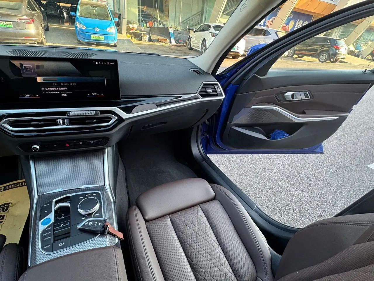 BMW 2022 i3 eDrive 35L automatic gear 10