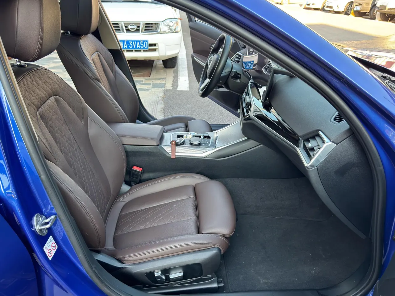 BMW 2022 i3 eDrive 35L automatic gear 7
