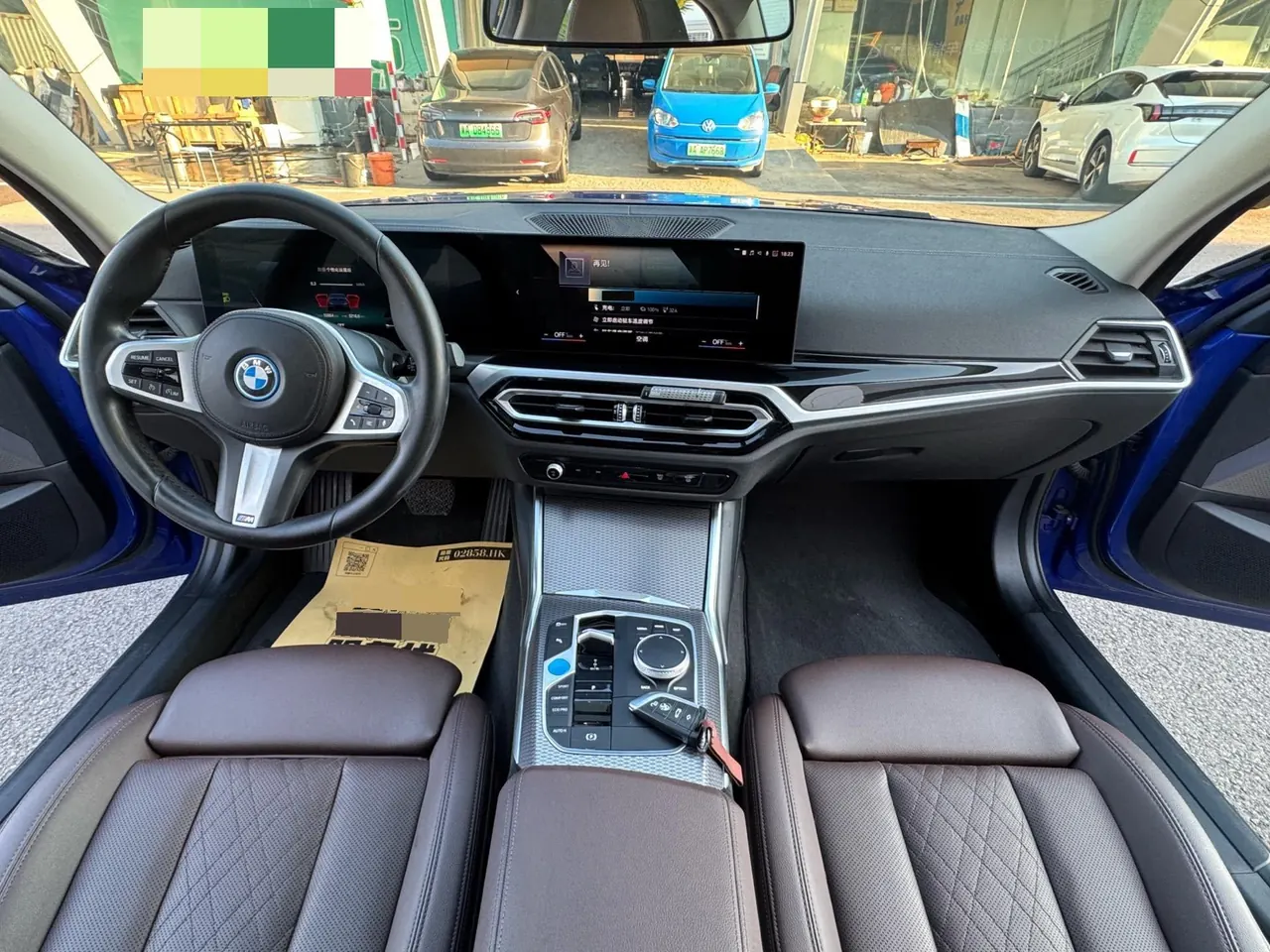 BMW 2022 i3 eDrive 35L automatic gear 8