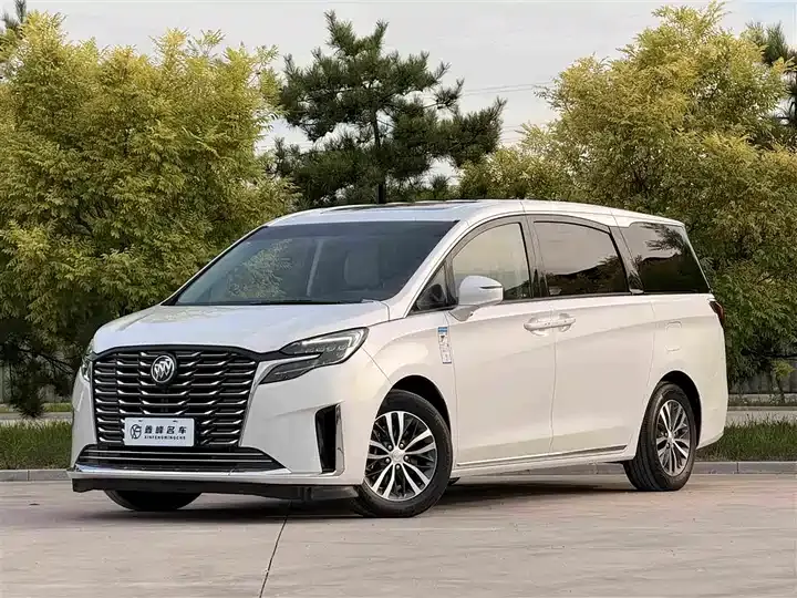 Buick GL8 2023 ES Lu Zun Comfort - View 1