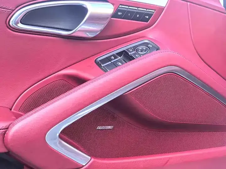 Porsche 718 2023 Boxster Style Edition 2.0T 5