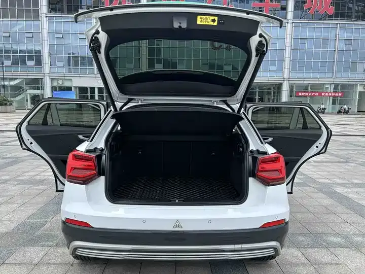Audi Q2L e-tron 2019 Q2L e-tron Pure Electric Intelligence 8