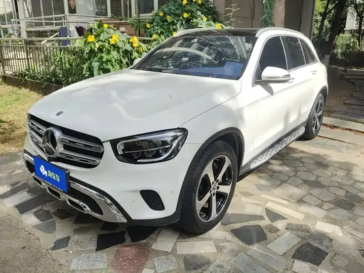 Mercedes Benz GLC 2022 Modified GLC 260 L 4MATIC Dynamic - View 1