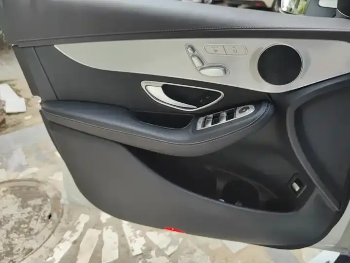 Mercedes Benz GLC 2022 Modified GLC 260 L 4MATIC Dynamic 7