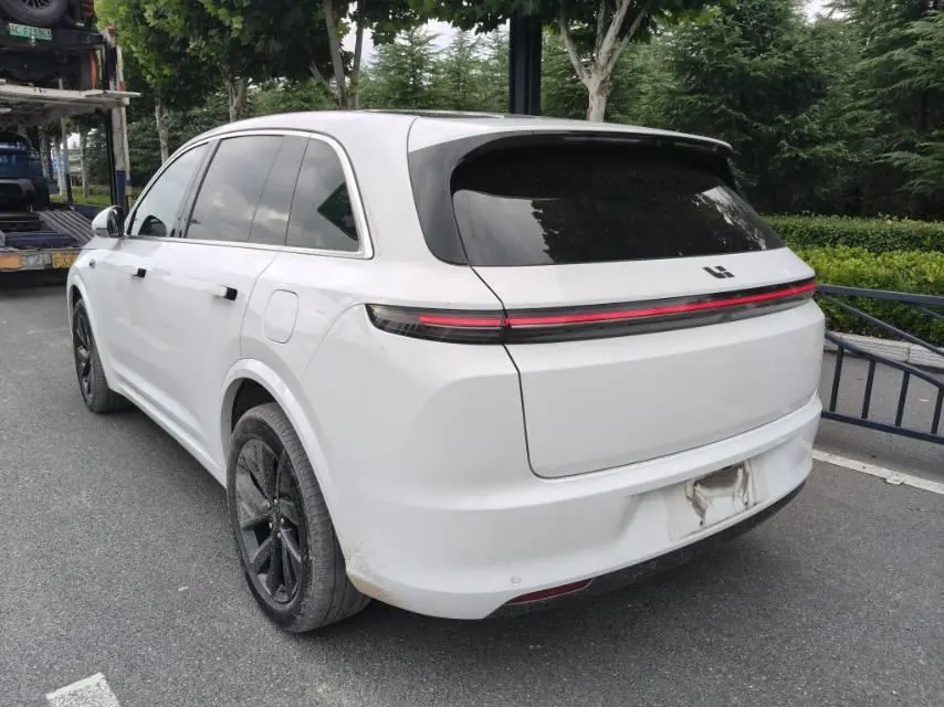 Li 2023 L7 Air automatic gear 5