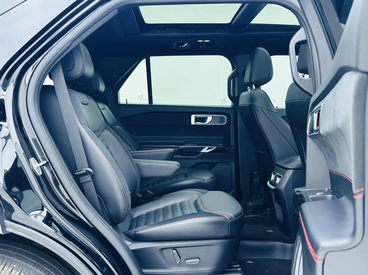 Ford 2023 Explorer 2.3T EcoBoost 285 Four-wheel Drive ST-LINE6 Seat Automatic Gear 13