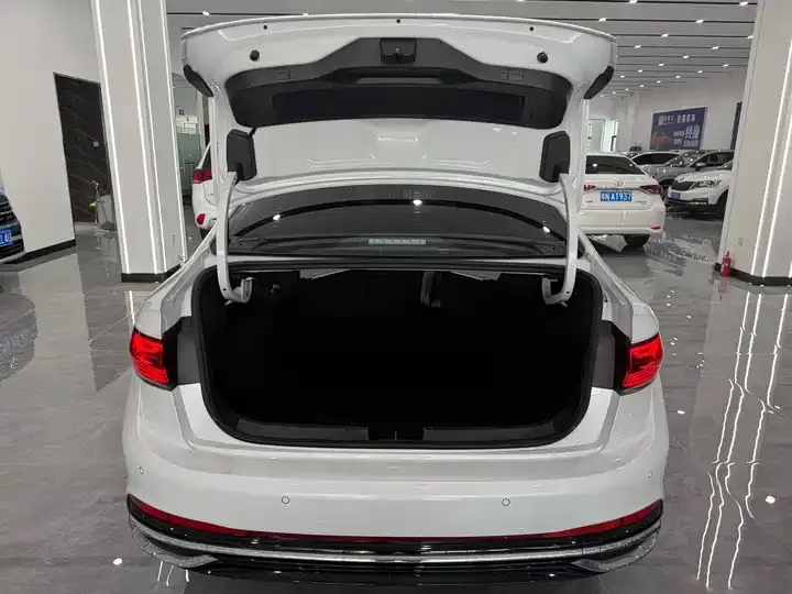 Sagitar 2023 280TSI DSG Excellence Plus Edition 10