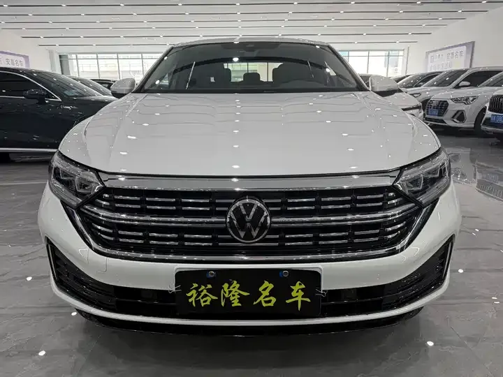 Sagitar 2023 280TSI DSG Excellence Plus Edition 2