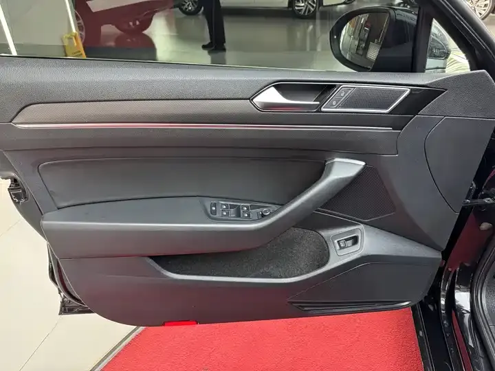 Magotan 2020 330TSI DSG Leading Edition 11