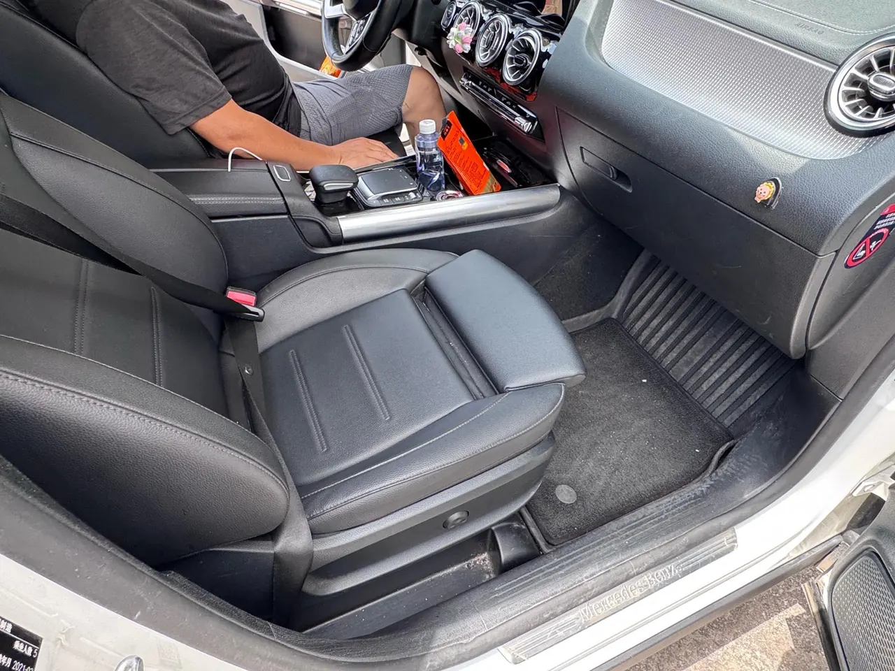 Mercedes Benz 2020 GLA 200 1.3T automatic gear 7