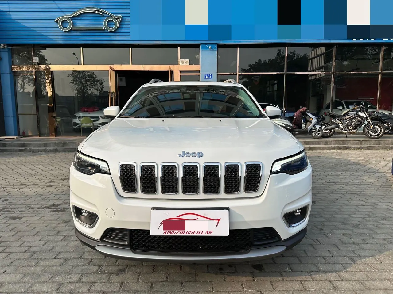 Jeep 2020 Free Light 2.0T Two-Drive Leading Edition Automatic Gear 2