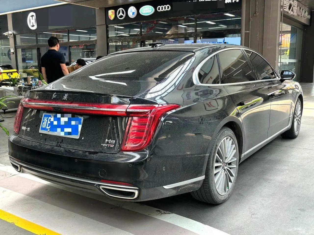 HongQi 2020 H9 48V 2.0T Zhilian Qi Chang Edition Automatic Gear 9