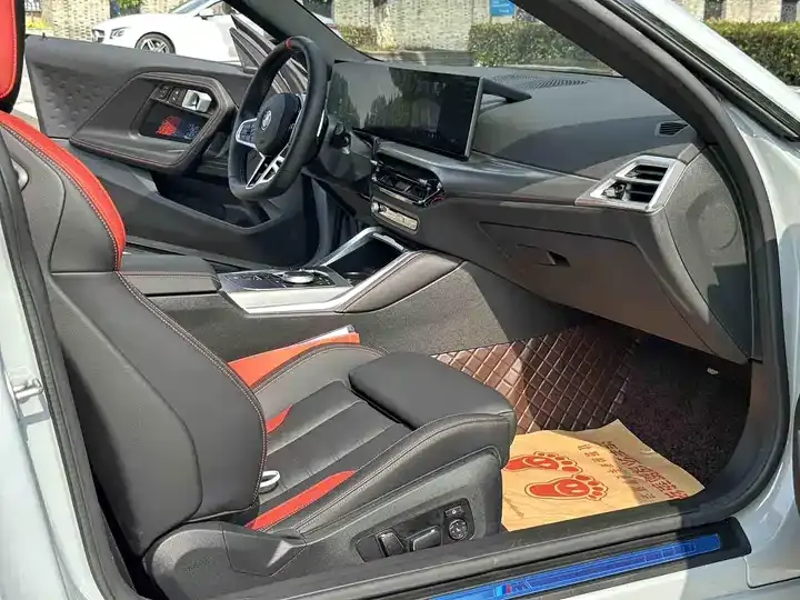 BMW M240i 2024 M240i 6