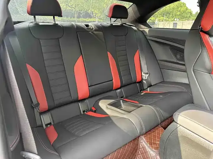 BMW M240i 2024 M240i 7