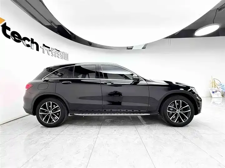 Mercedes Benz GLC 2021 GLC 260 L 4MATIC Luxury 2