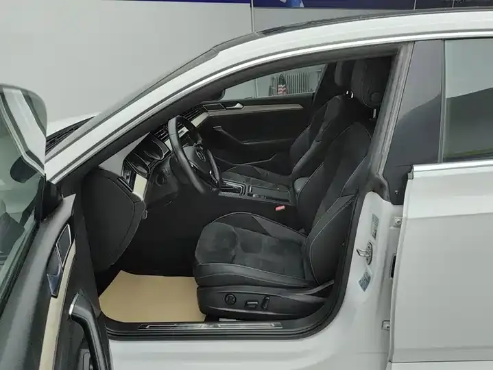 FAW-Volkswagen CC 2020 330TSI Hua Yan Edition Country VI 9