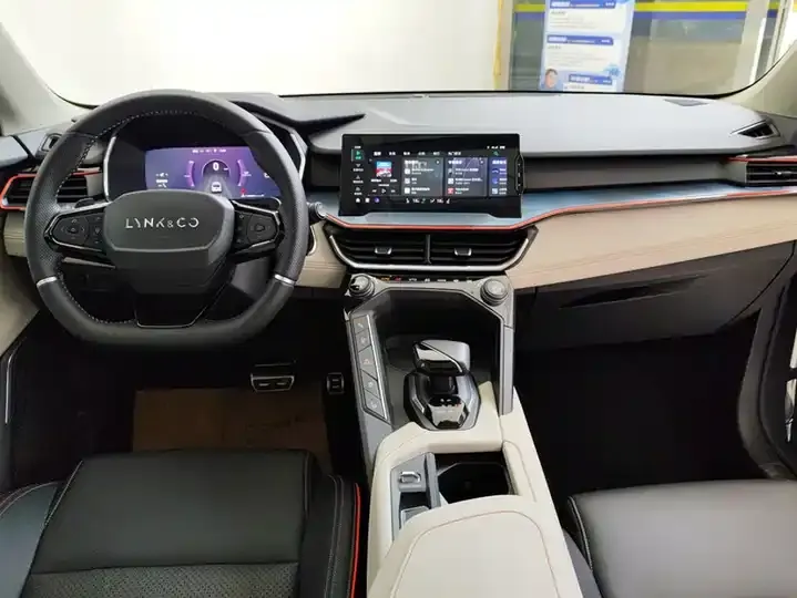 LYNK&amp;CO 06 2020 1.5T Yao Halo 12