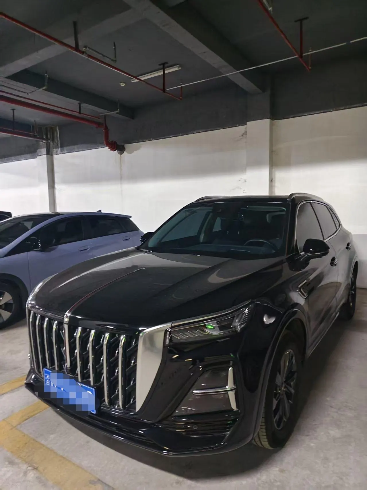 HongQi 2023 HS5 2.0T Flag Enjoy Pro Edition Automatic Gear - View 1
