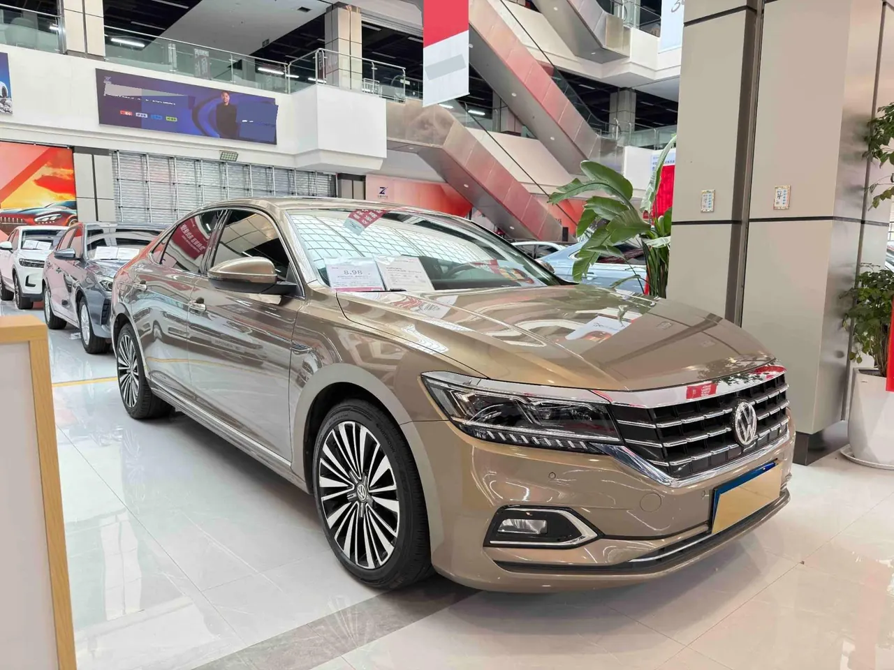 Volkswagen 2020 Passat 2.0TSI 330TSI Deluxe Edition Automatic 3