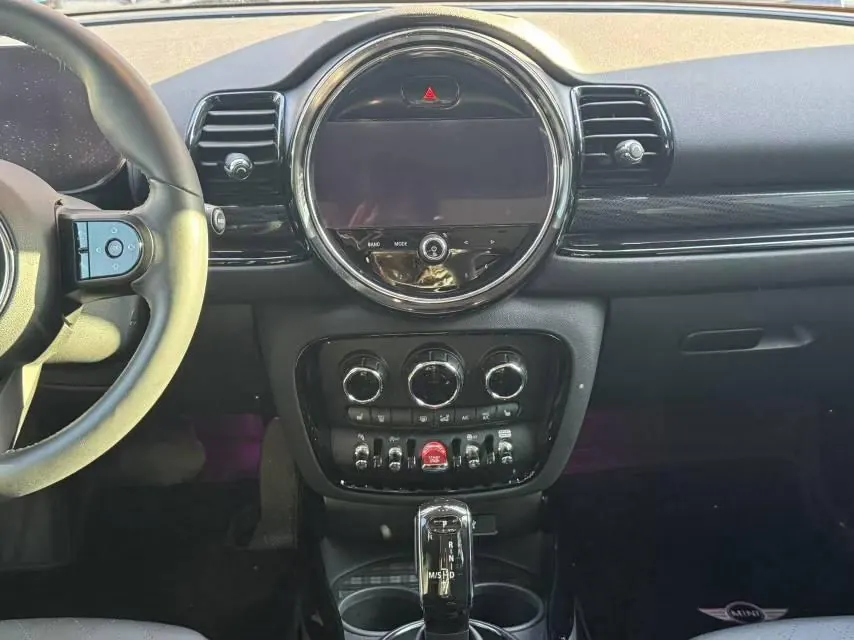 MINI Clubman (Imported) 2022 Cooper Clubman 1.5T Connoisseur (Modified) Automatic Gear 6