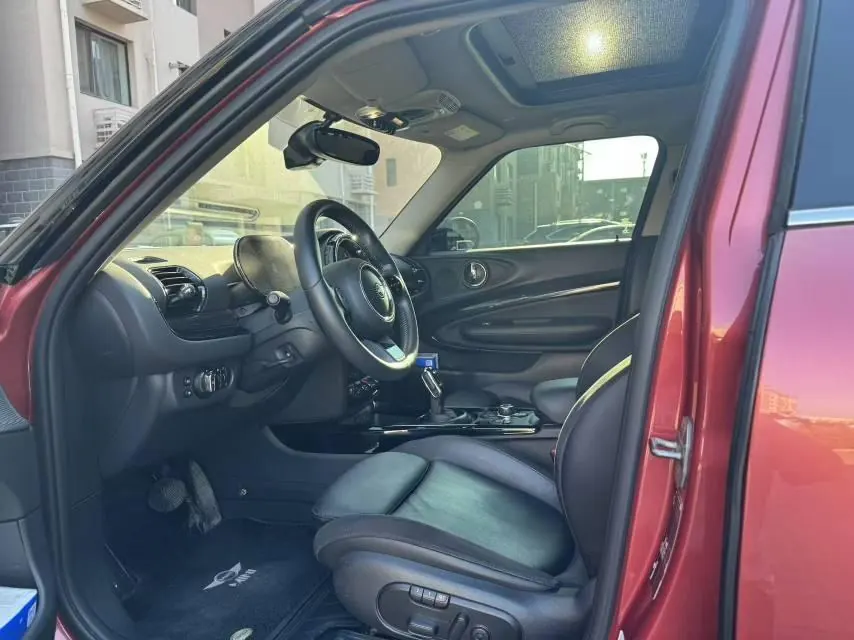 MINI Clubman (Imported) 2022 Cooper Clubman 1.5T Connoisseur (Modified) Automatic Gear 8