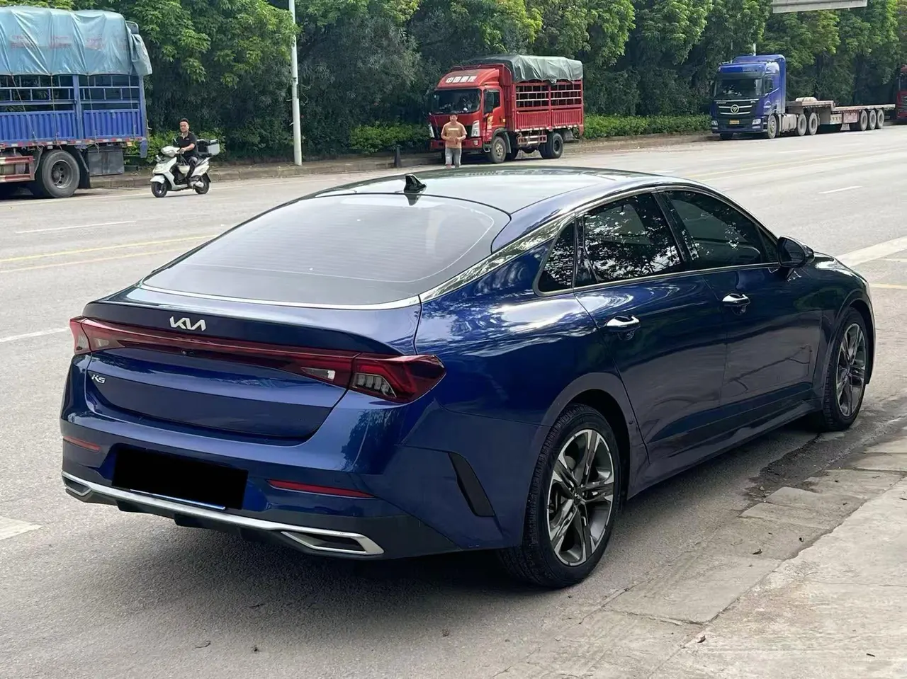 Kia 2020 K5 Keku 1.5T 270T CVVD Deluxe Edition Automatic Gear 3
