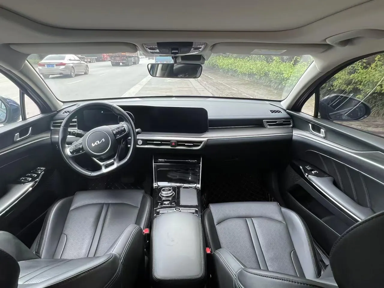 Kia 2020 K5 Keku 1.5T 270T CVVD Deluxe Edition Automatic Gear 5